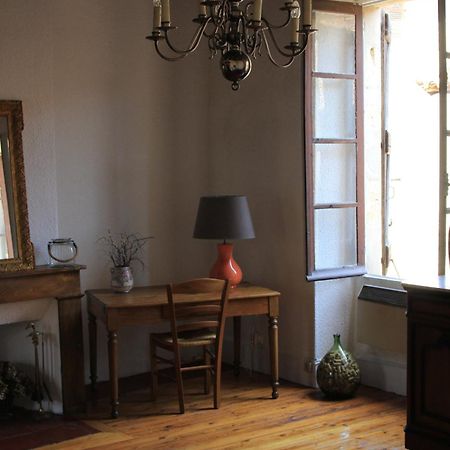 Chambre cozy et Salon de 60 m2 au coeur de la cité Cordes-sur-Ciel Extérieur photo