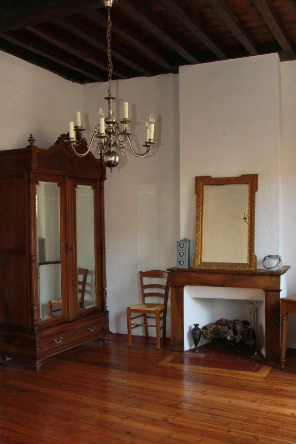 Chambre cozy et Salon de 60 m2 au coeur de la cité Cordes-sur-Ciel Extérieur photo